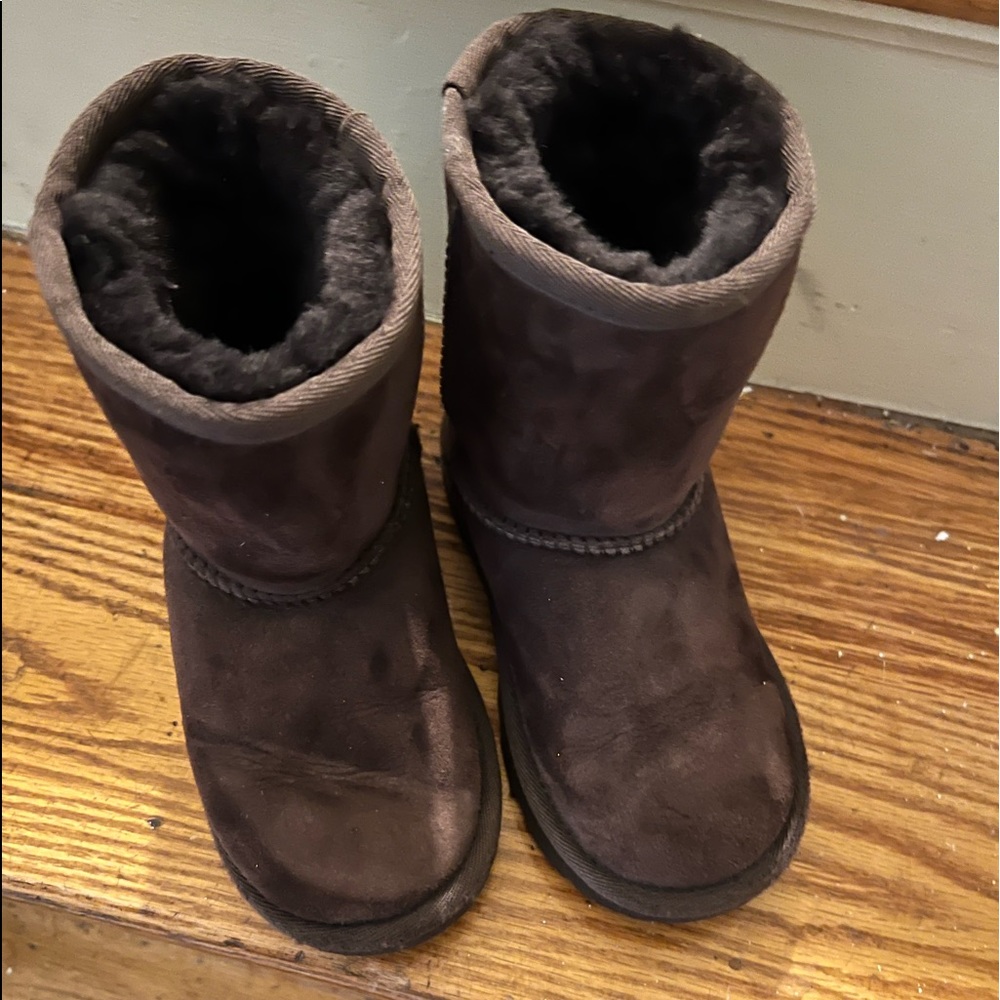 Toddler Ugg fur brown boots